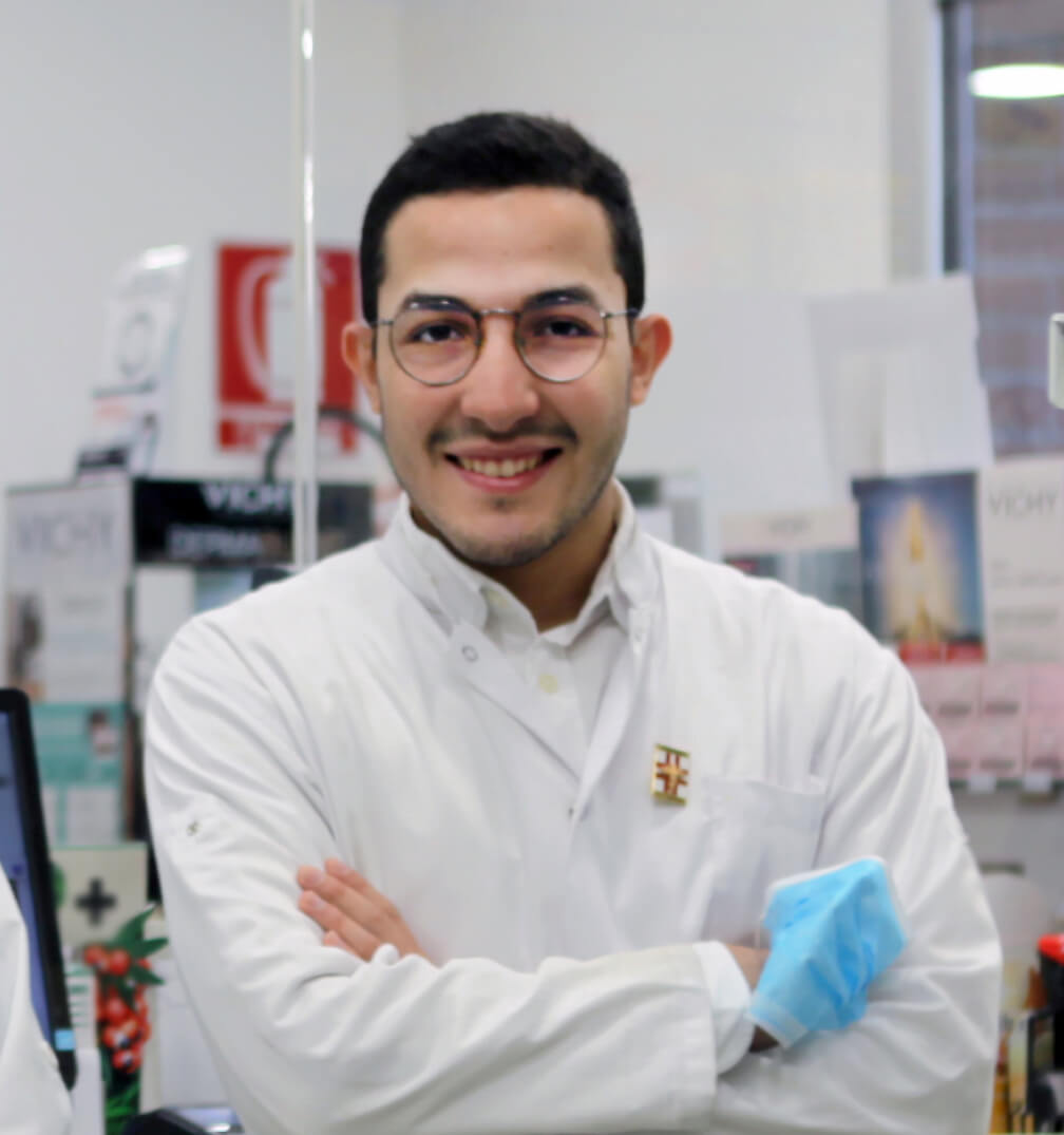 M'Hammed Zahar, Farmacista